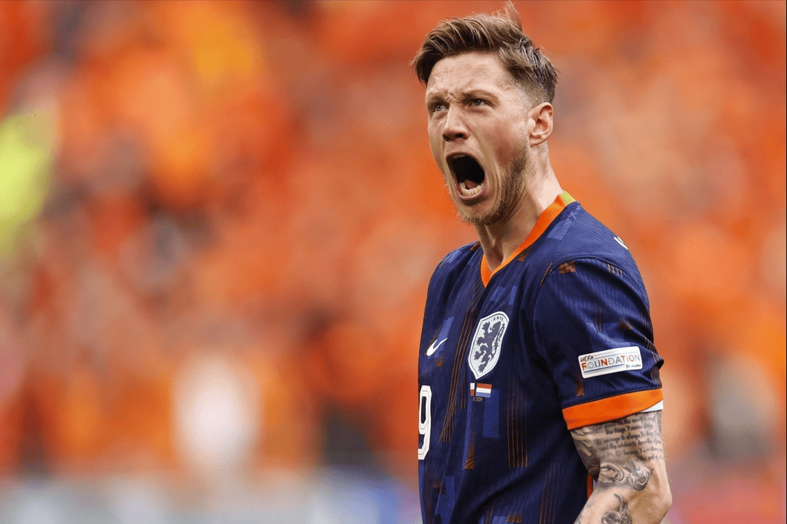 关于阿贾克斯迎葡超关键赛，国际比赛日复出首秀，球迷炸锅，更衣室氛围转暖的信息-九游品牌中心